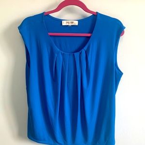Jones Blue Pleated Front Shell